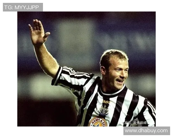 老牌足球明星高清图片欣赏展现他们辉煌岁月与球场风采的经典瞬间 老牌足球明星高清图片欣赏展现他们辉煌岁月与球场风采的经典瞬间