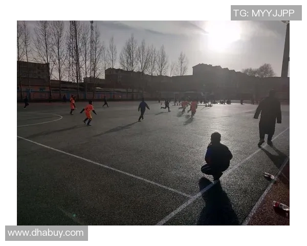 美国最美足球女星的魅力与成就揭示了女性运动员的风采与力量